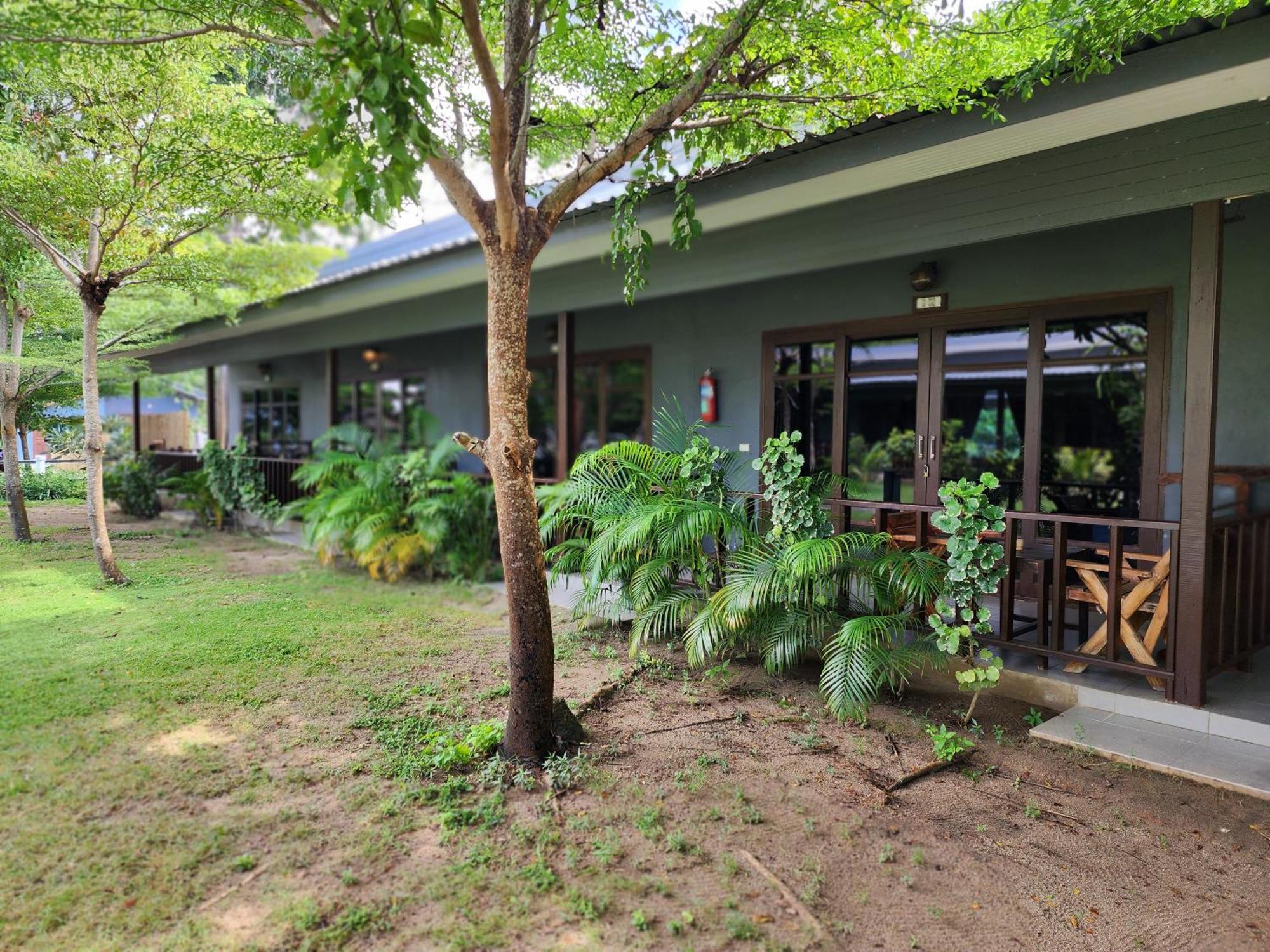 Hotel Tiki Koh Phangan Restaurant Bar And Coworking (adults Only)